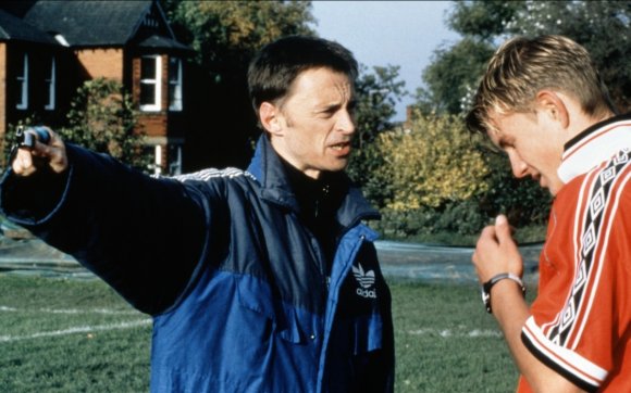 Στιγμιότυπο από την ταινία There is Only One Jimmy Grimble (6)